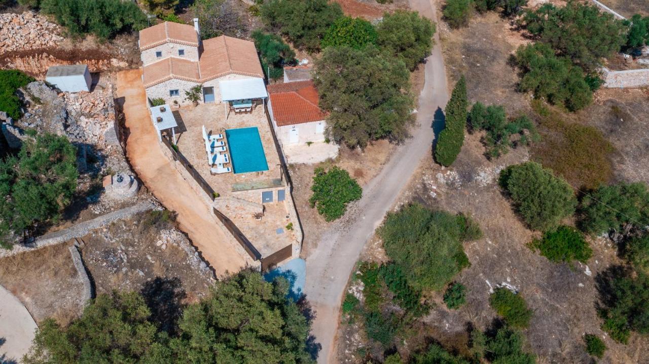 Villa Daniela - Private Pool And Serene Location, By Zantewize Korithion Luaran gambar
